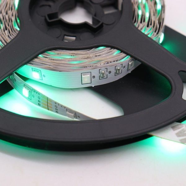 Світлодіодна стрічка з пультом 2 м RGB 5050 для фонового підсвічування телевізора / Неонове підсвічування 234561271 фото