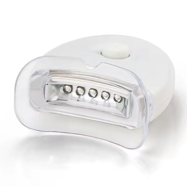 Система відбілювання зубів Dental White: сяюча посмішка без зусиль. / LED відбілювання зубів / Засіб для відбілювання зубів 234578491 фото