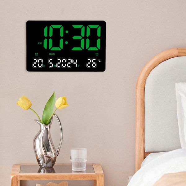 Настенные часы с термометром (23&times;16&times;3cм), от USB, 3308 / Часы на стену / Электронные часы 234576396 фото