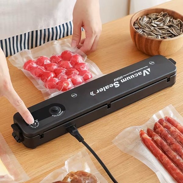 Кухонный вакуумный упаковщик продуктов питания Vacuum Sealer, Черный / Вакууматор 23456246501 фото